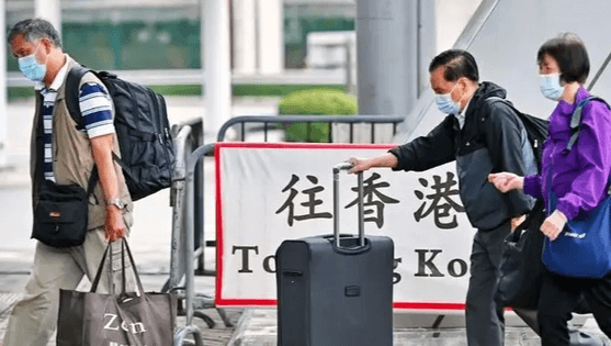 香港计划于1月15日前落实通关 香港取消所有入境强制核酸检测